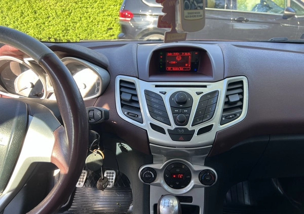 Ford Fiesta cena 20700 przebieg: 145161, rok produkcji 2009 z Świdnica małe 631